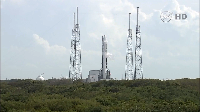 Illustration for article titled La NASA cancela el lanzamiento del cohete Falcon 9 en el último momento